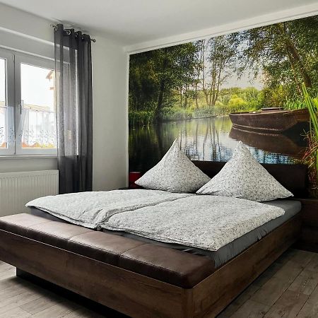 Kahnstuebchen Mit Neuem Innenhof Garten Lübben Exteriör bild